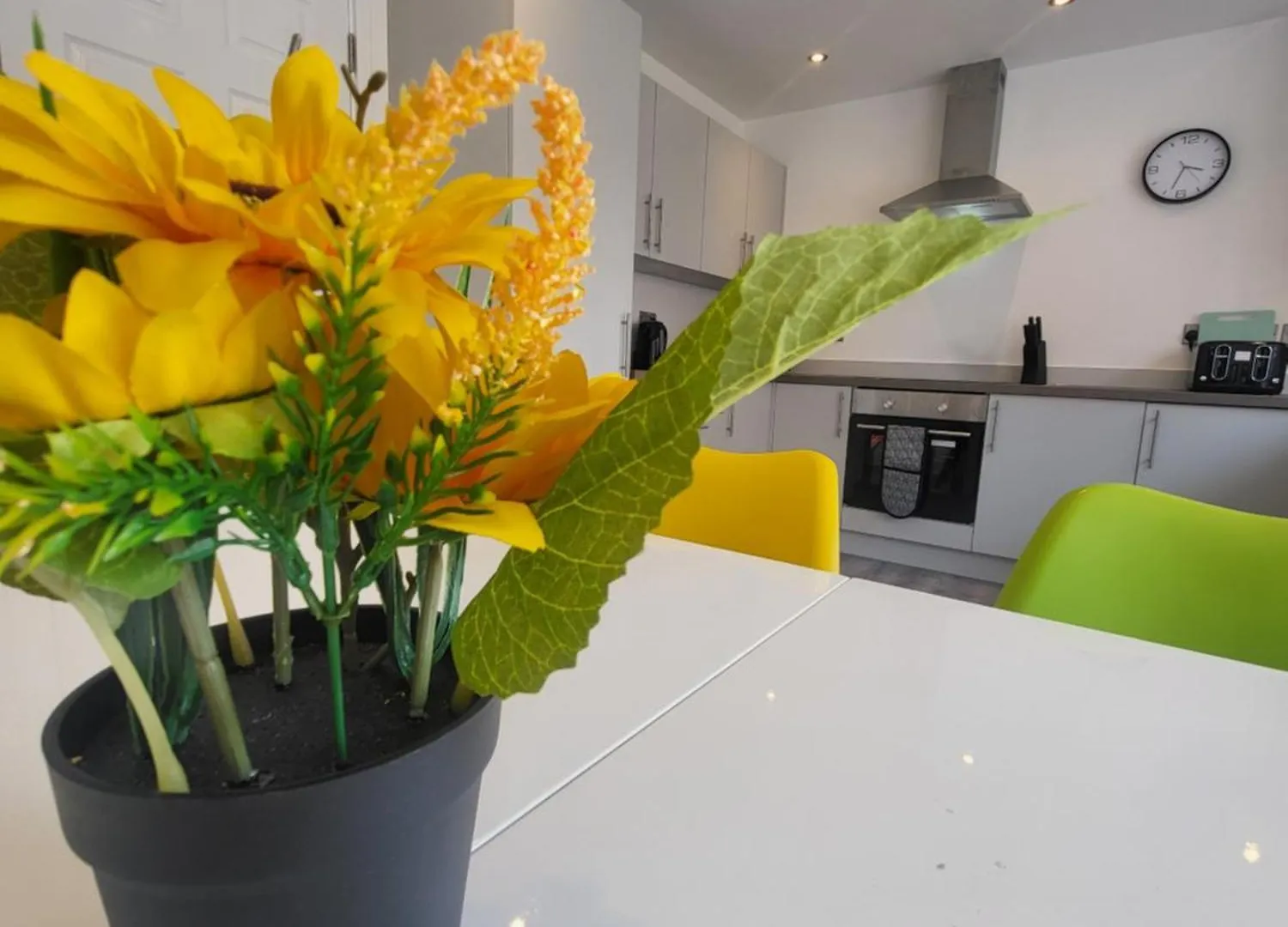 Дом отдыха Bright & Spacious 3-Bed Rotherham Home Ideal For Families Or Contractors