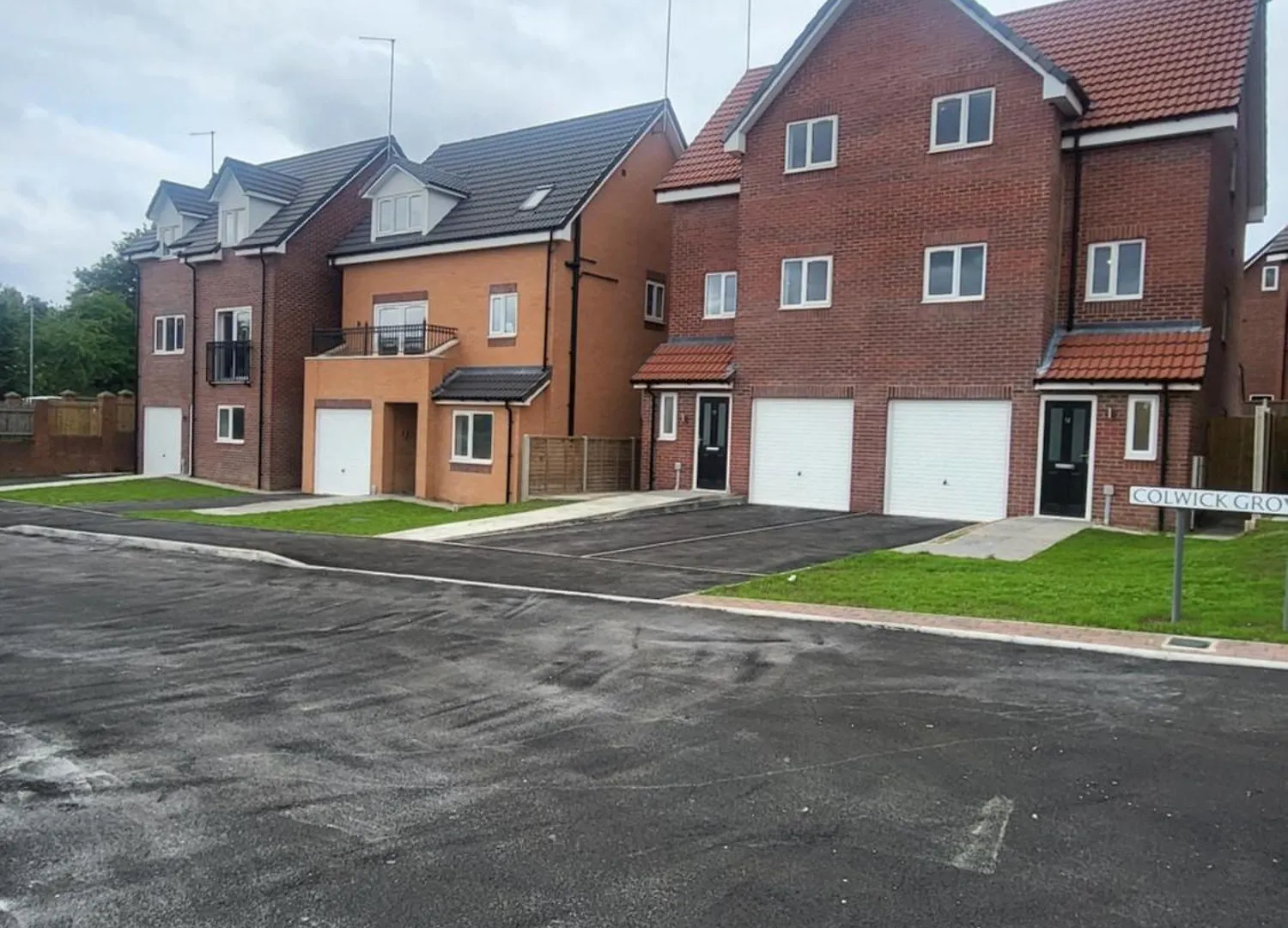 Bright & Spacious 3-Bed Rotherham Home Ideal For Families Or Contractors Дом отдыха